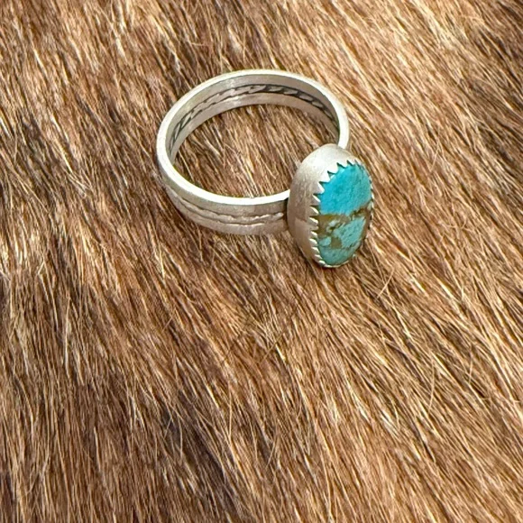 Number 8 Mine Turquoise Silver Ring - Picture 5 of 9